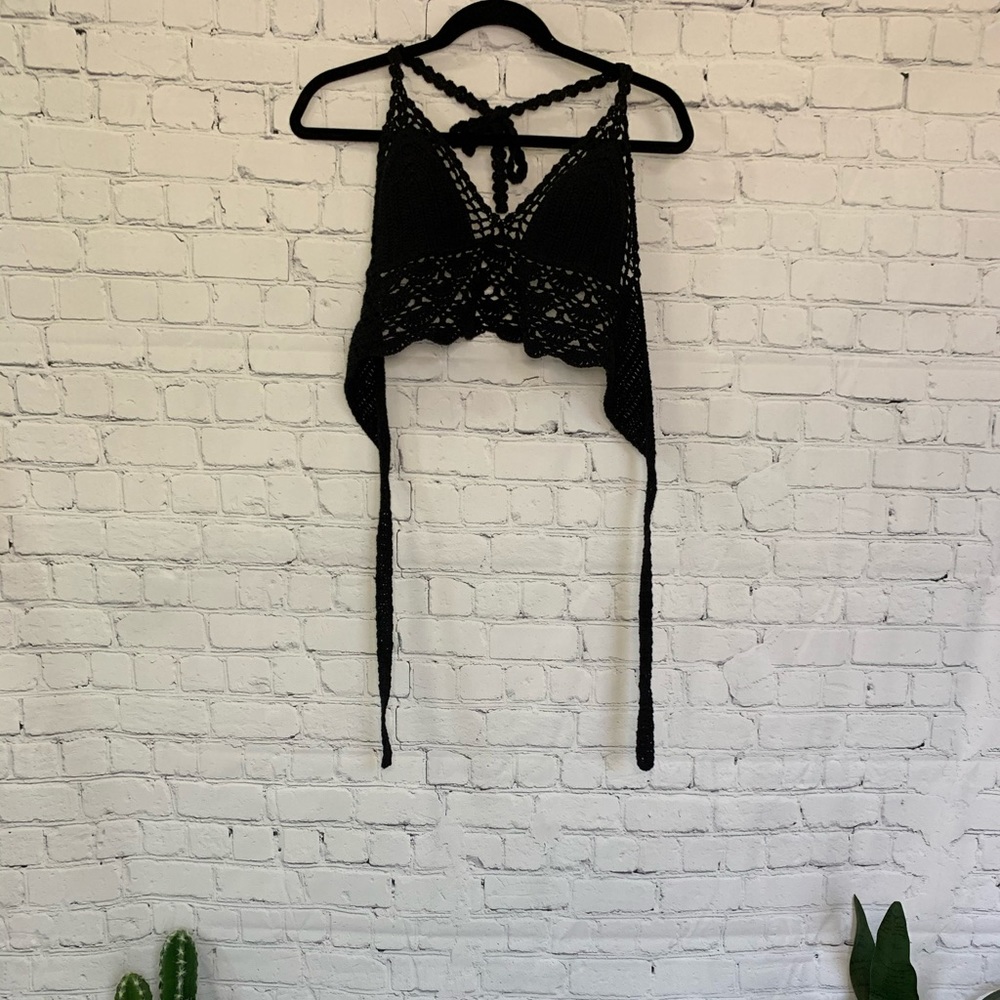 Boho Cropped black crochet tank